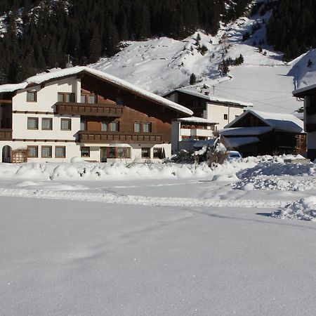 Haus Astoria Apartamento Sankt Leonhard im Pitztal Quarto foto