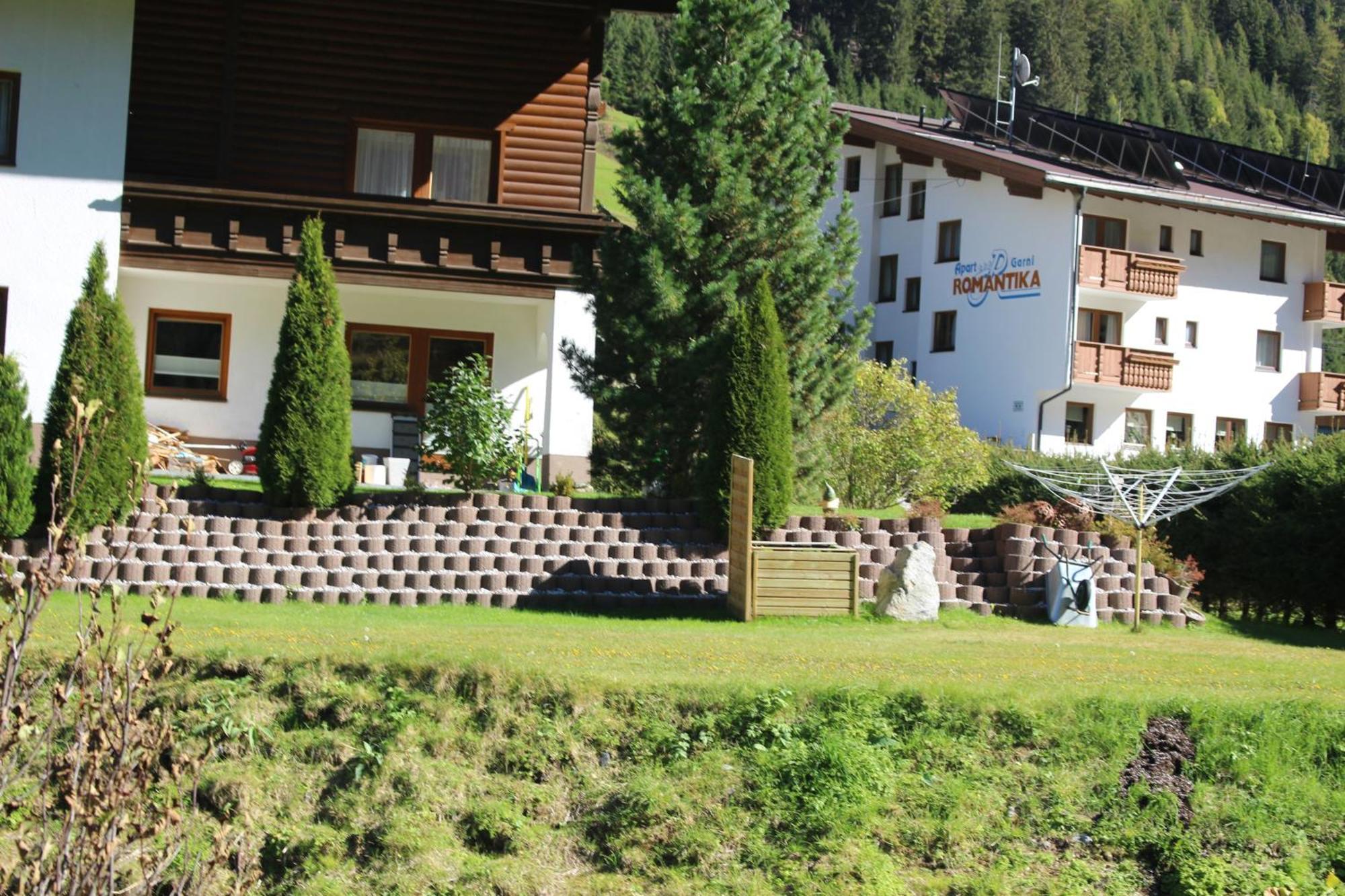 Haus Astoria Apartamento Sankt Leonhard im Pitztal Exterior foto